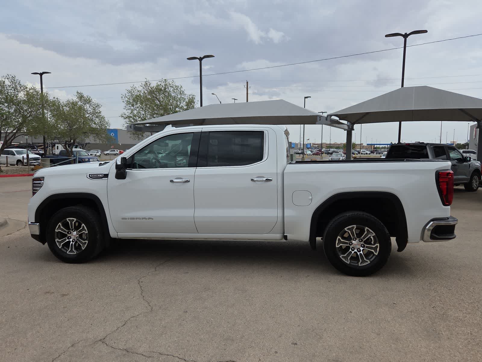 used 2025 GMC Sierra 1500 car, priced at $41,987