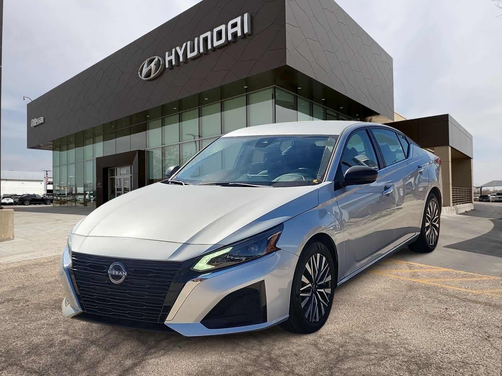 used 2024 Nissan Altima car, priced at $21,498