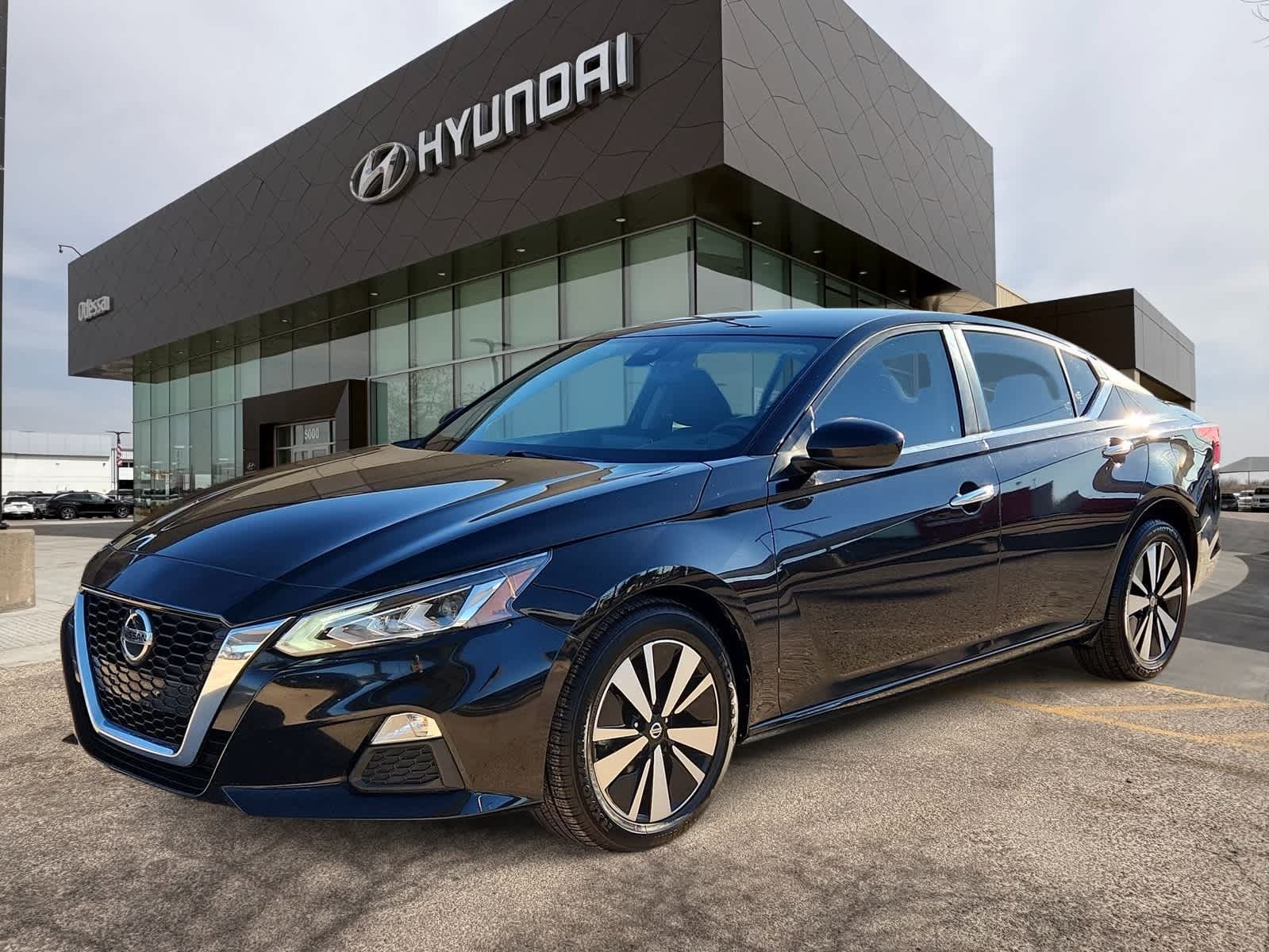 used 2022 Nissan Altima car, priced at $16,999