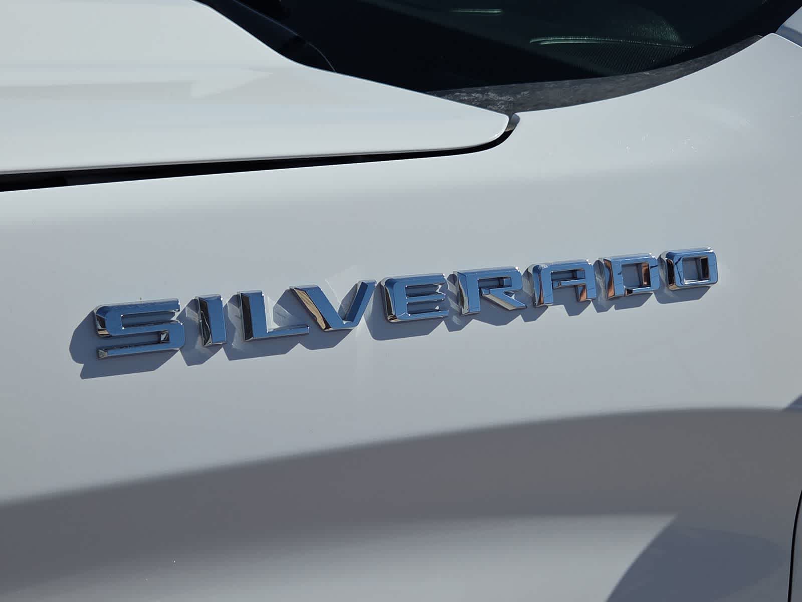used 2025 Chevrolet Silverado 1500 car, priced at $35,988
