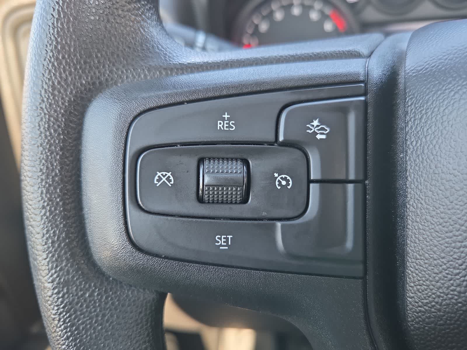 used 2025 Chevrolet Silverado 1500 car, priced at $35,988