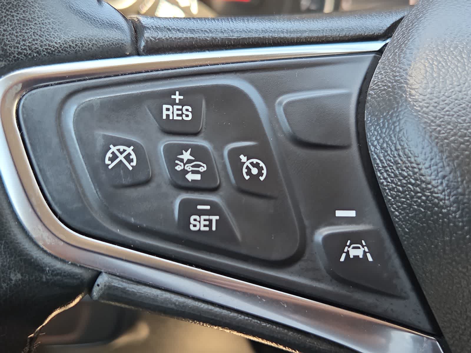used 2024 Chevrolet Equinox car, priced at $26,213