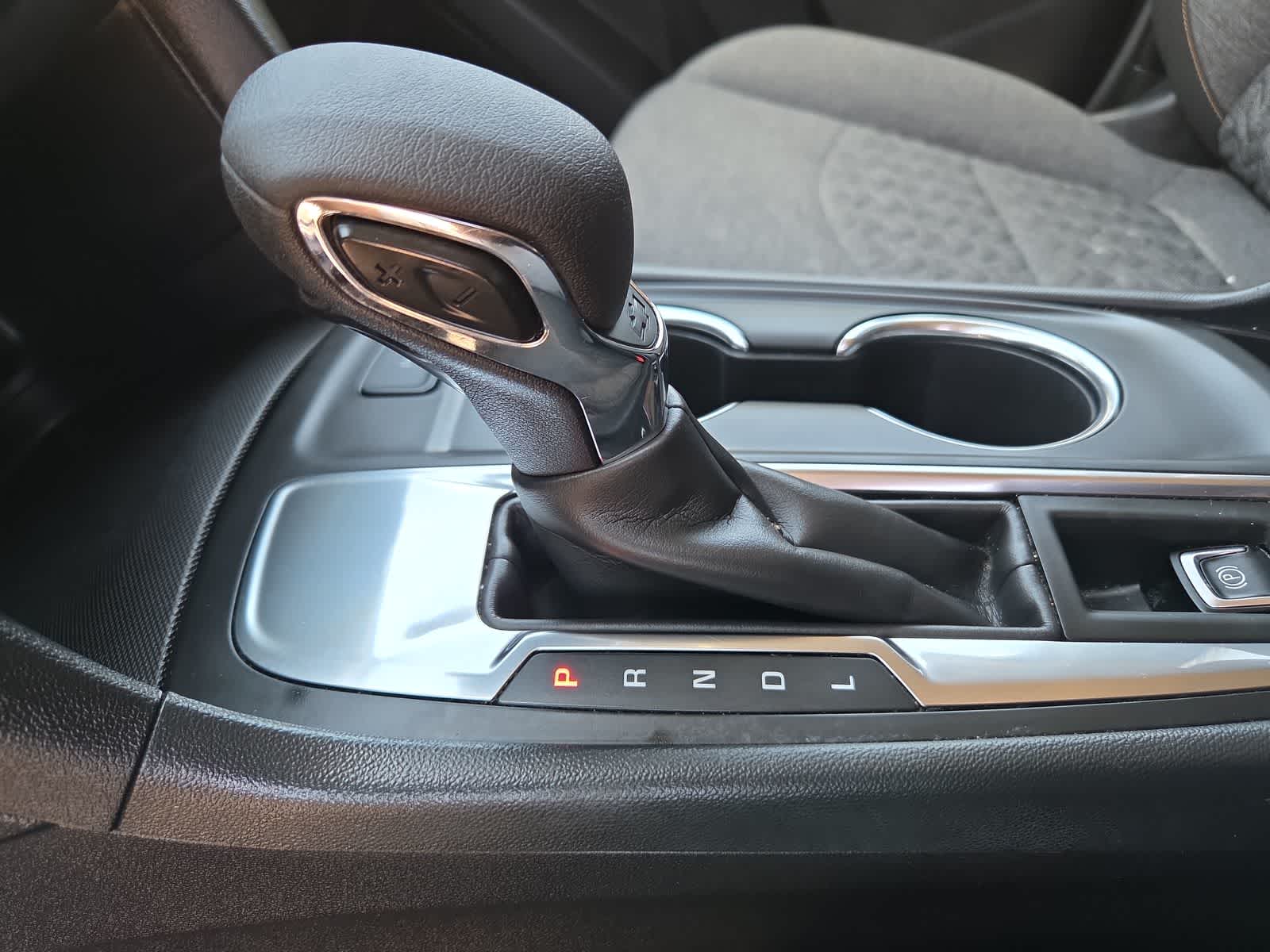 used 2024 Chevrolet Equinox car, priced at $26,213