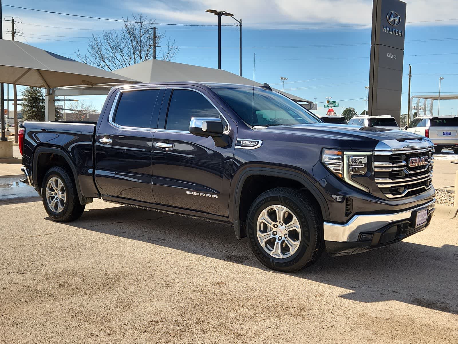used 2024 GMC Sierra 1500 car, priced at $38,988