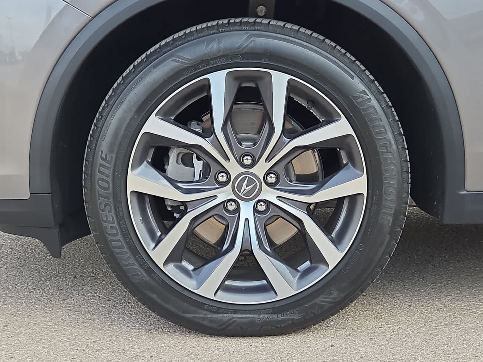 used 2024 Acura MDX car, priced at $41,987