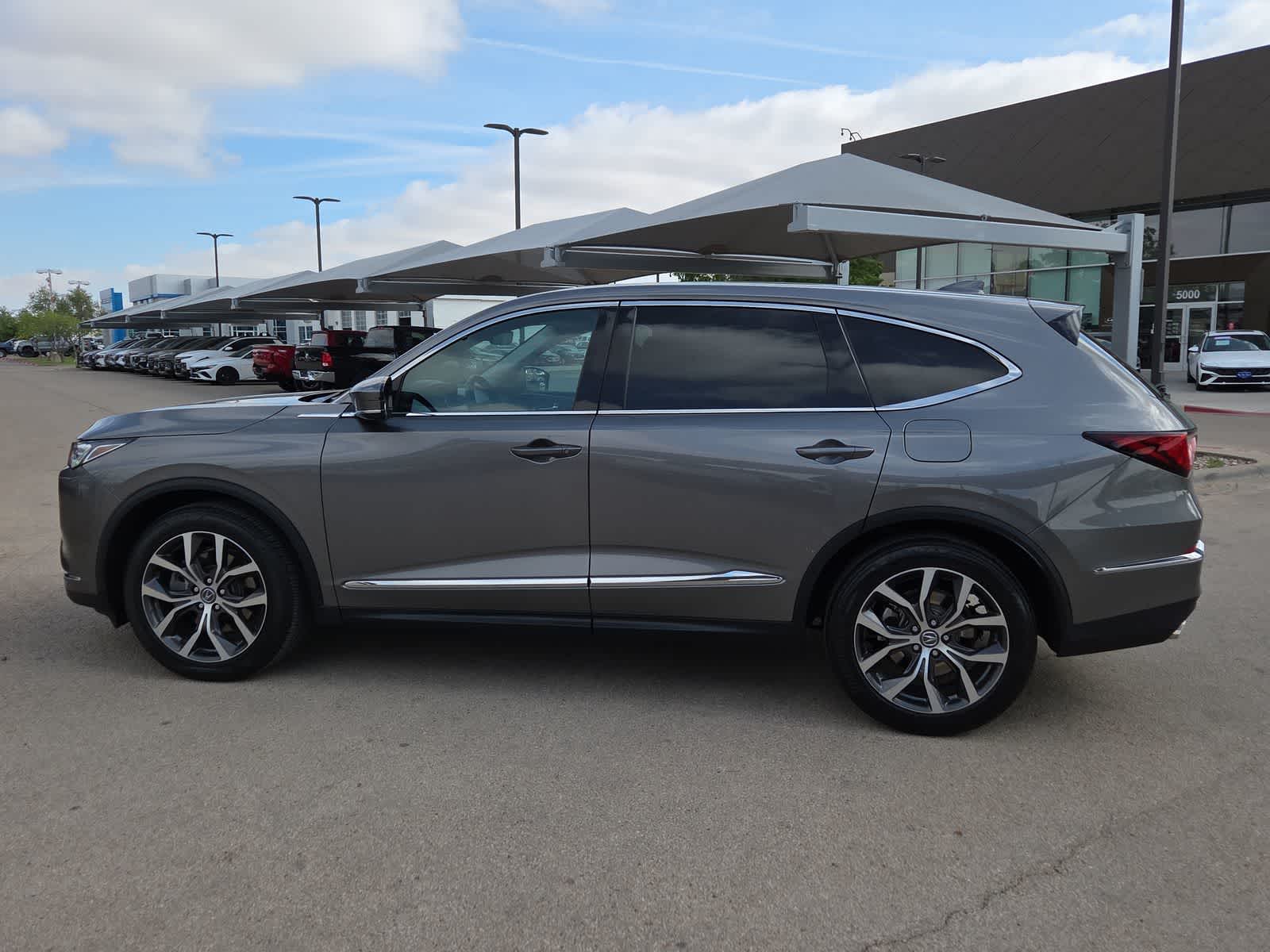 used 2024 Acura MDX car, priced at $41,987