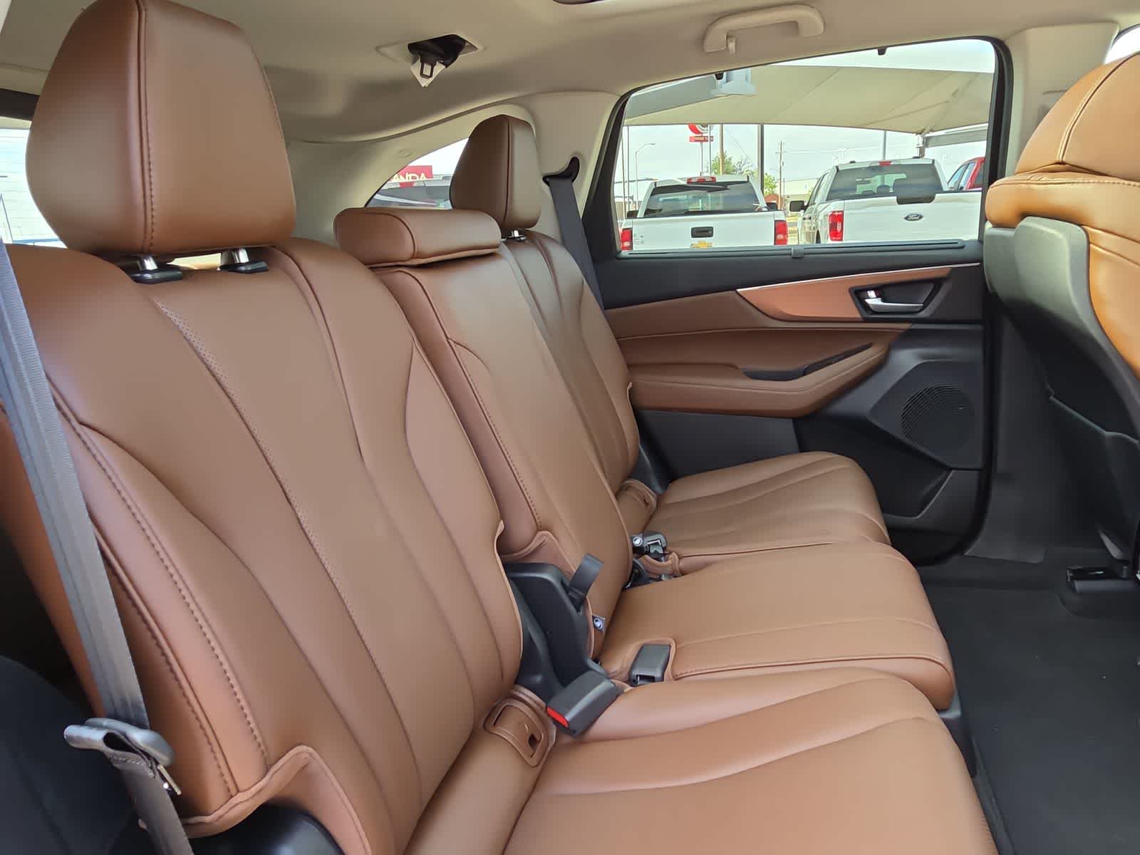 used 2024 Acura MDX car, priced at $41,987