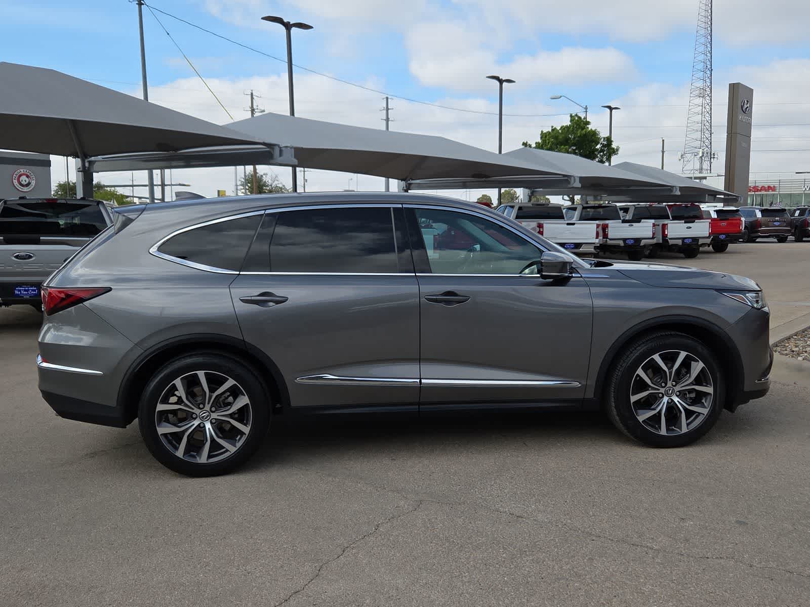 used 2024 Acura MDX car, priced at $41,987