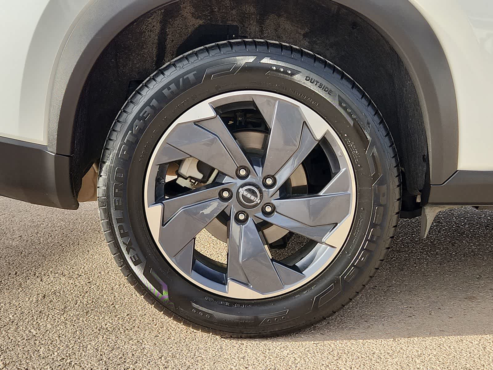 used 2024 Nissan Rogue car, priced at $20,487