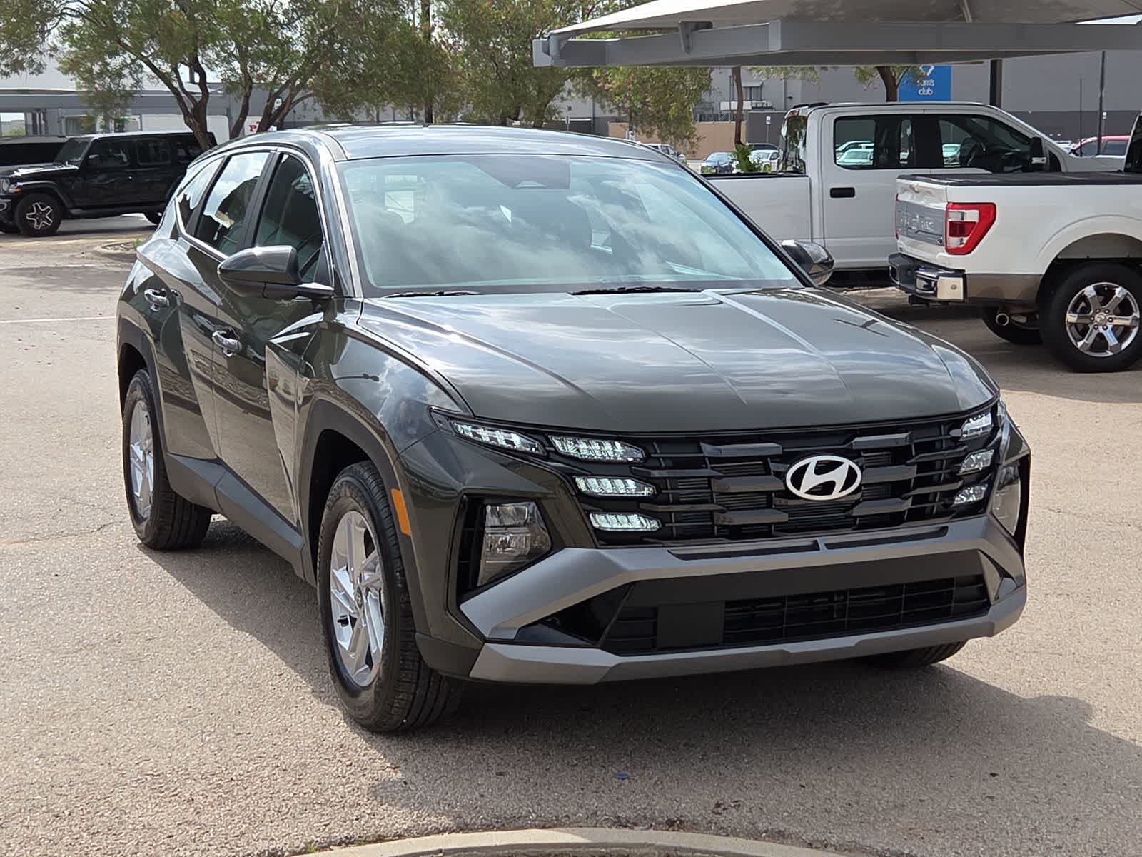 new 2026 Hyundai Tucson car, priced at $32,770