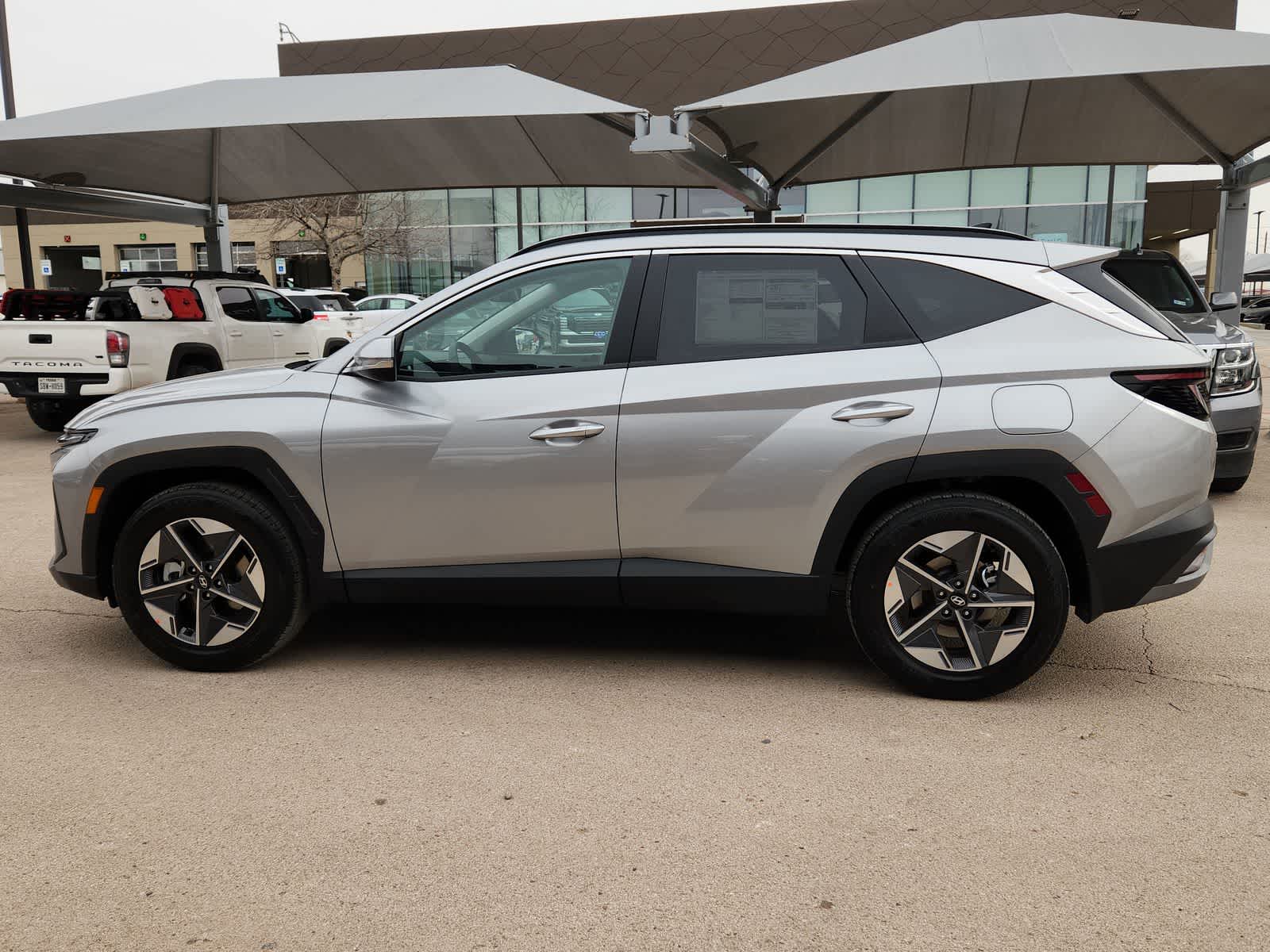 new 2026 Hyundai Tucson car, priced at $34,045