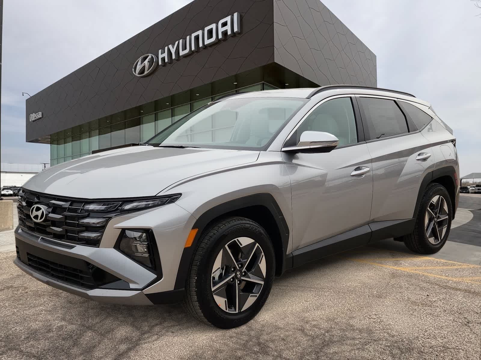 new 2026 Hyundai Tucson car, priced at $34,045