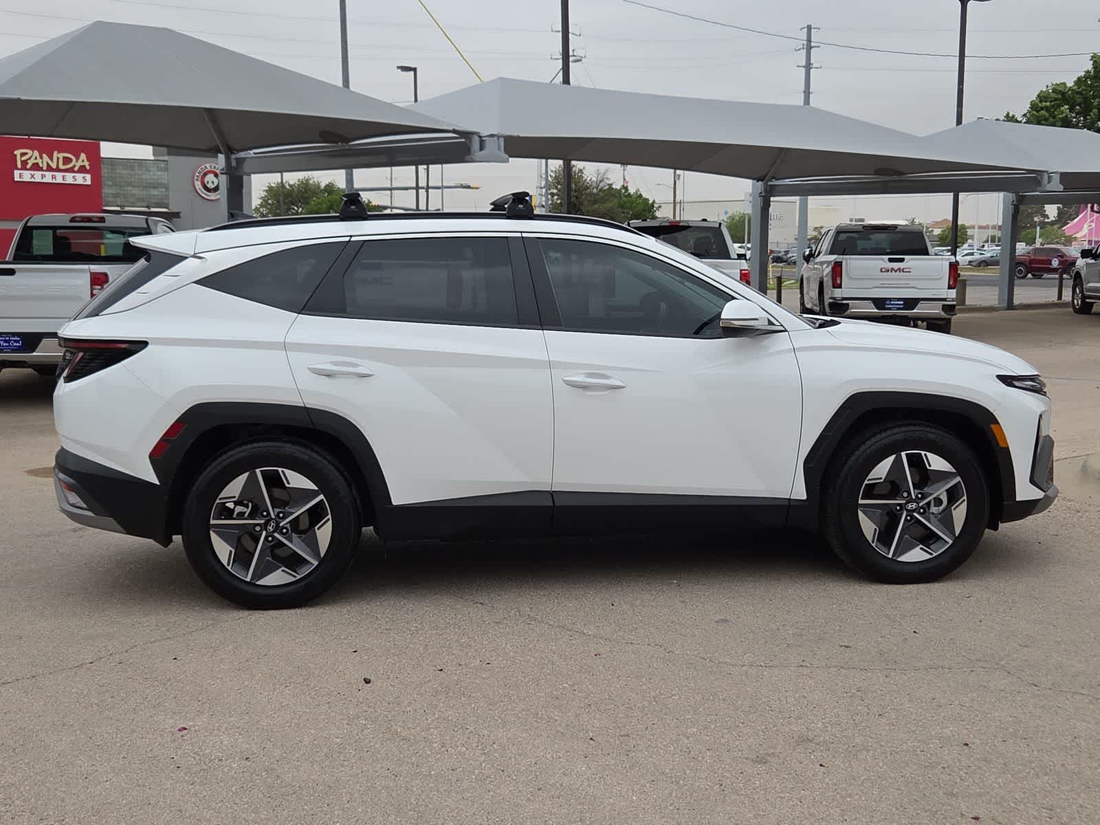 new 2025 Hyundai Tucson car