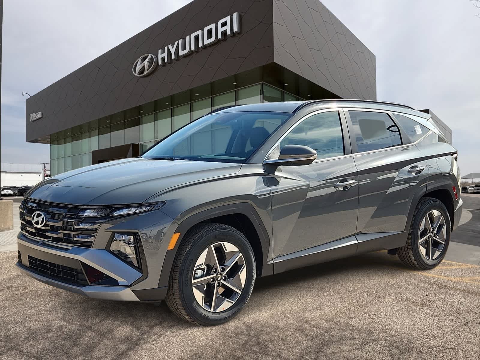 new 2026 Hyundai Tucson car, priced at $33,810