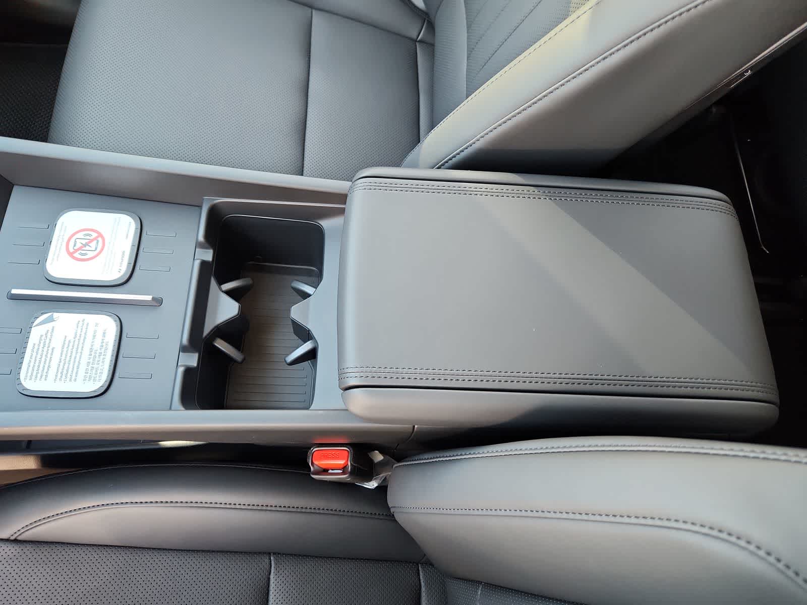 new 2026 Hyundai Santa Fe Hybrid car, priced at $37,715