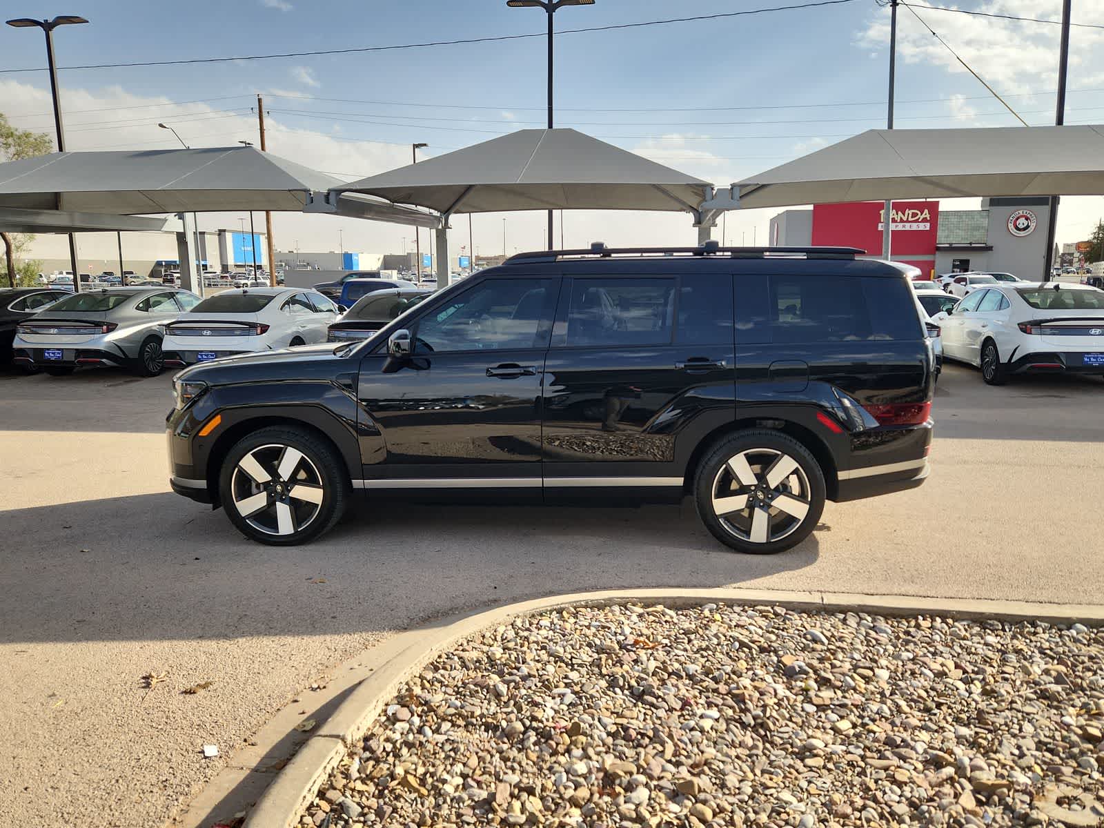 used 2024 Hyundai Santa Fe Hybrid car, priced at $35,487