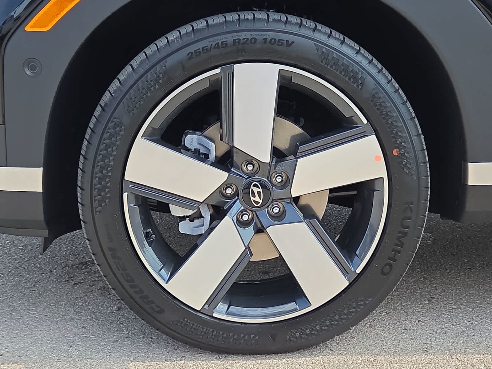 new 2026 Hyundai Santa Fe car, priced at $46,100