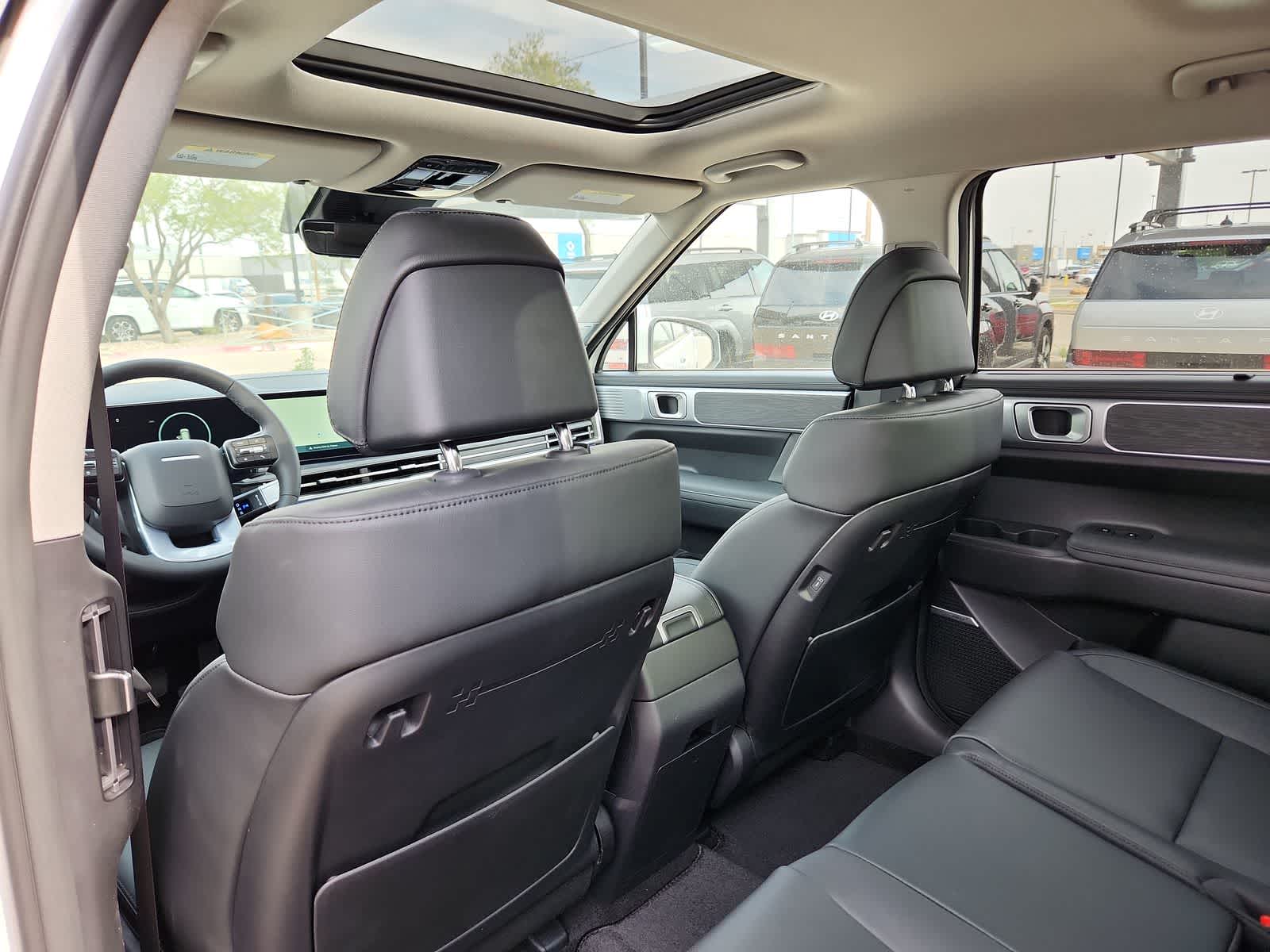 new 2025 Hyundai Santa Fe car, priced at $44,165