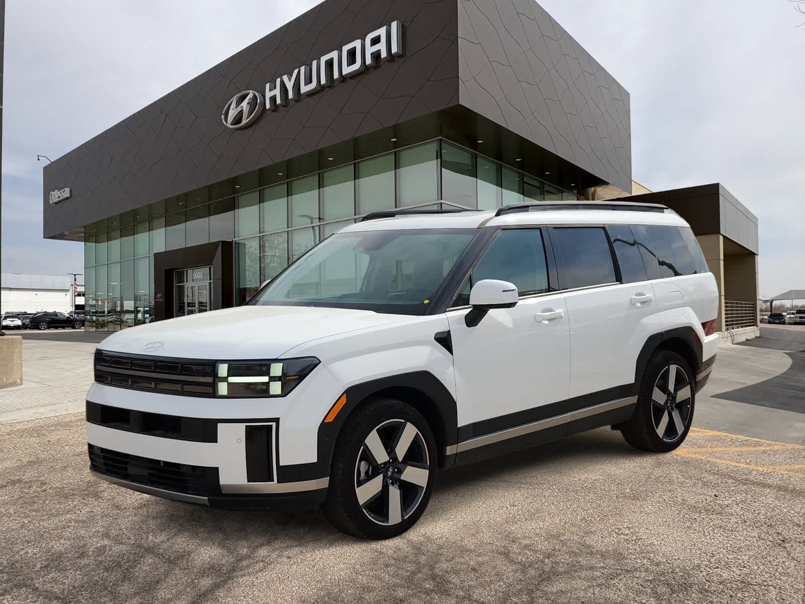 new 2025 Hyundai Santa Fe car, priced at $48,165