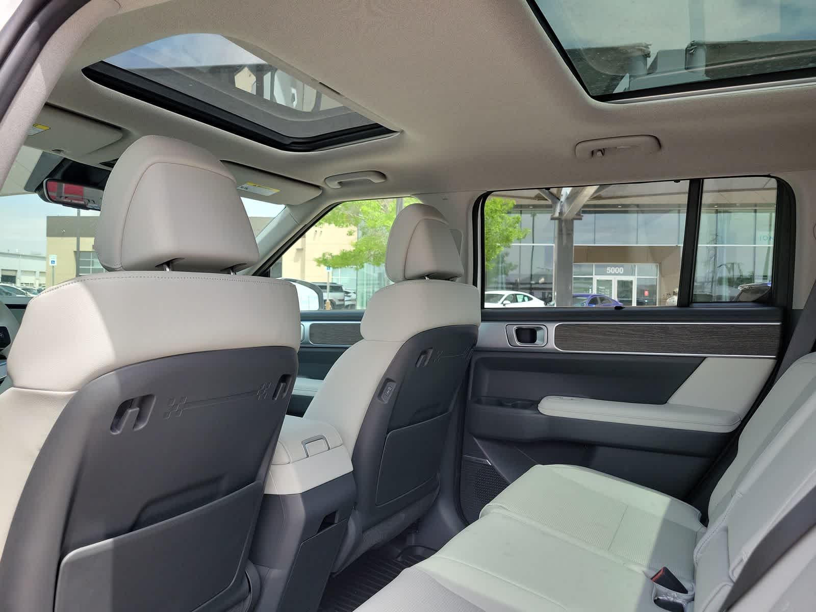 new 2025 Hyundai Santa Fe car, priced at $43,985