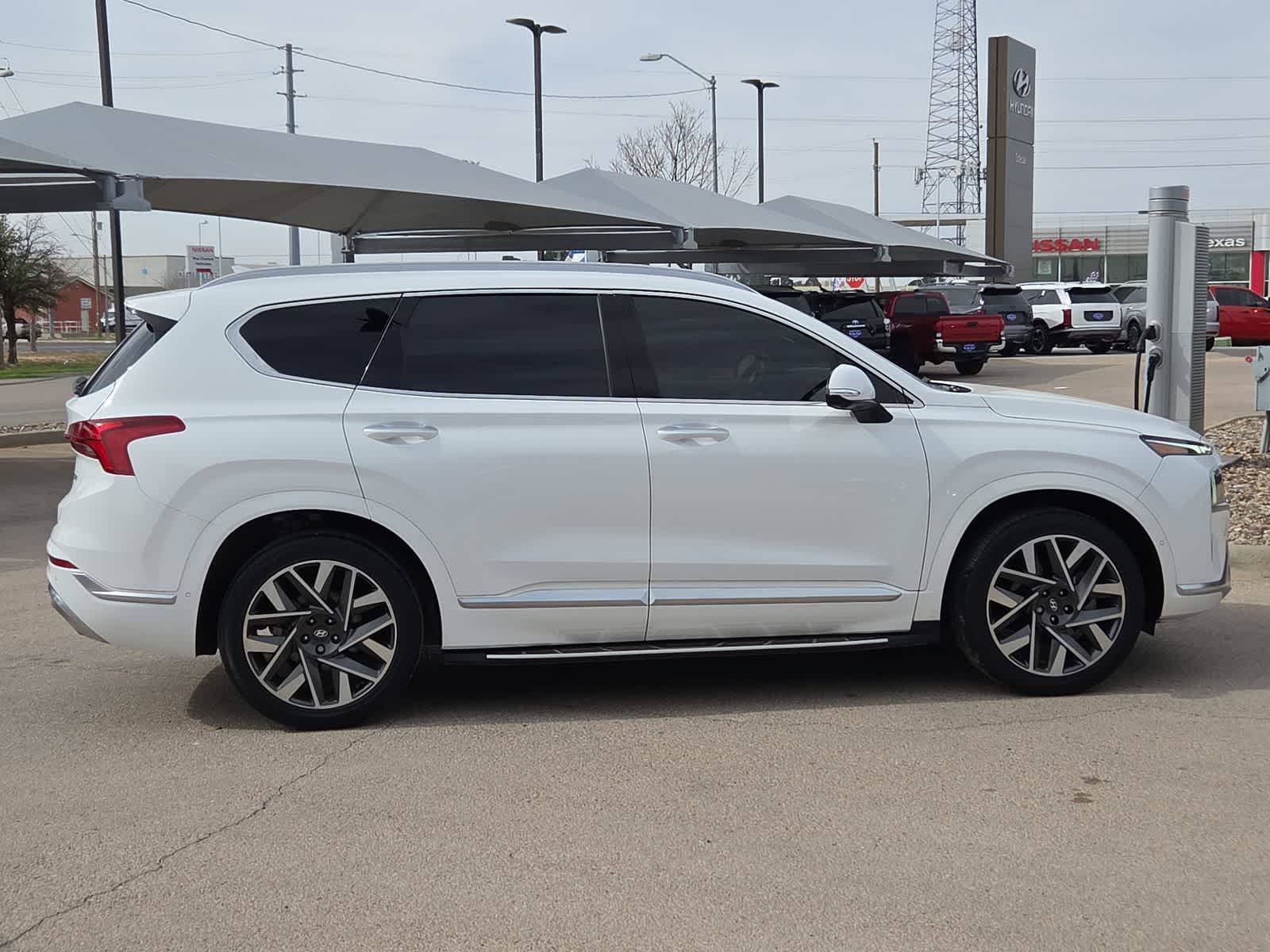used 2023 Hyundai Santa Fe car, priced at $28,987