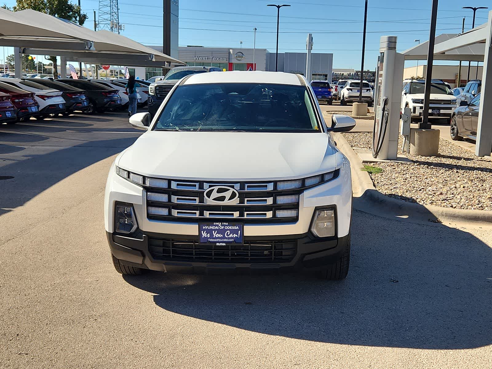 used 2025 Hyundai Santa Cruz car, priced at $22,986