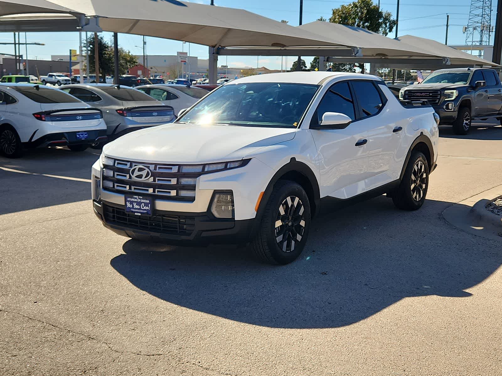 used 2025 Hyundai Santa Cruz car, priced at $22,986