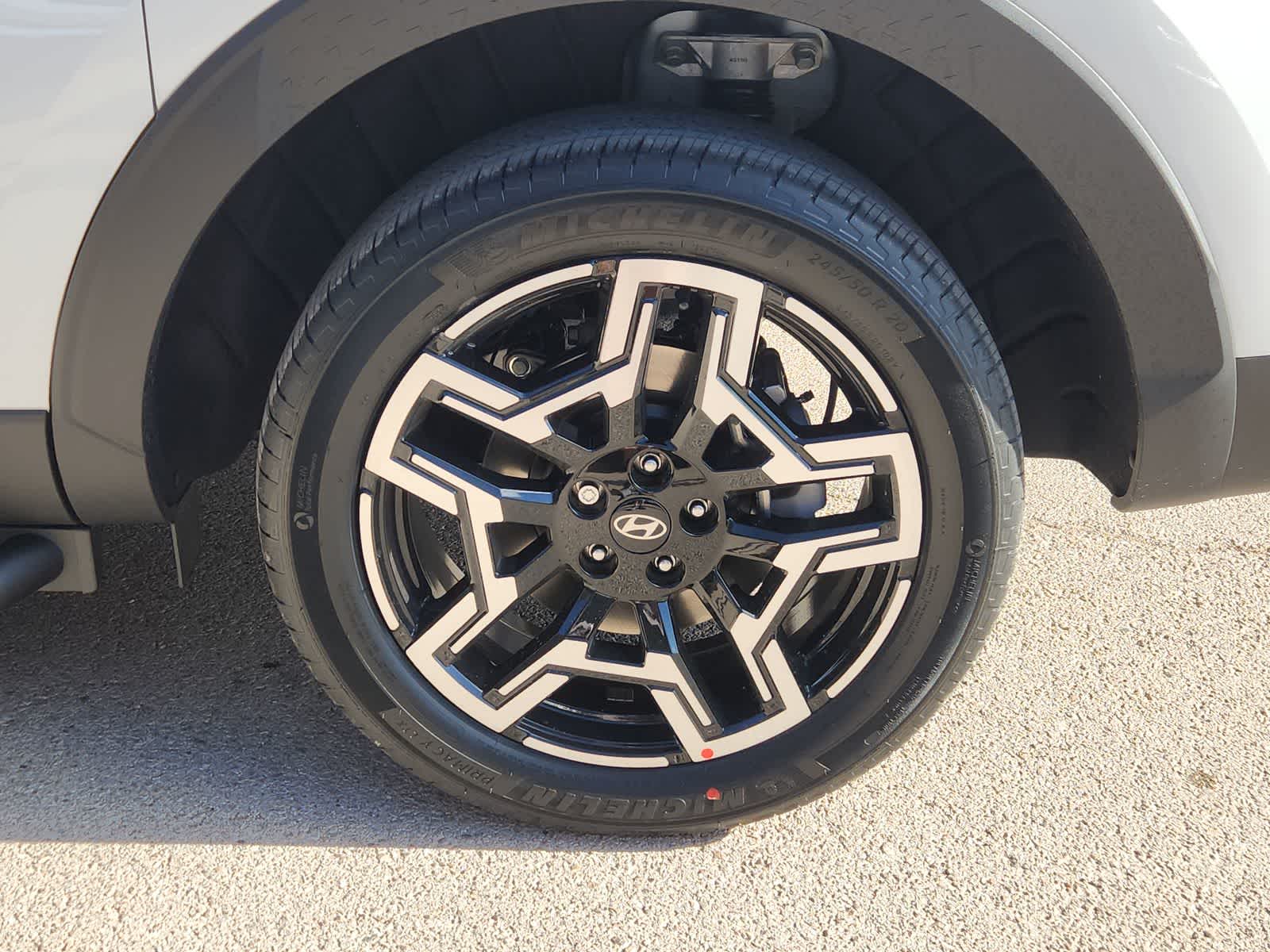 new 2025 Hyundai Santa Cruz car, priced at $42,305