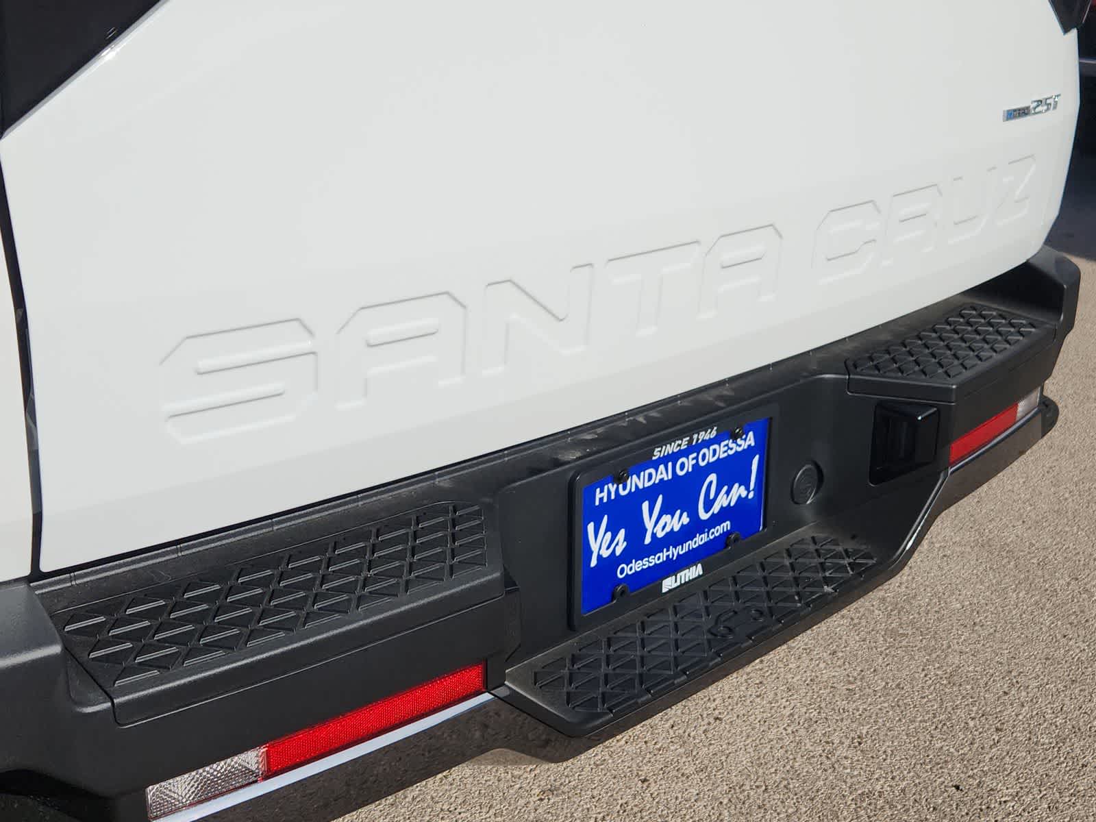 new 2025 Hyundai Santa Cruz car, priced at $42,305