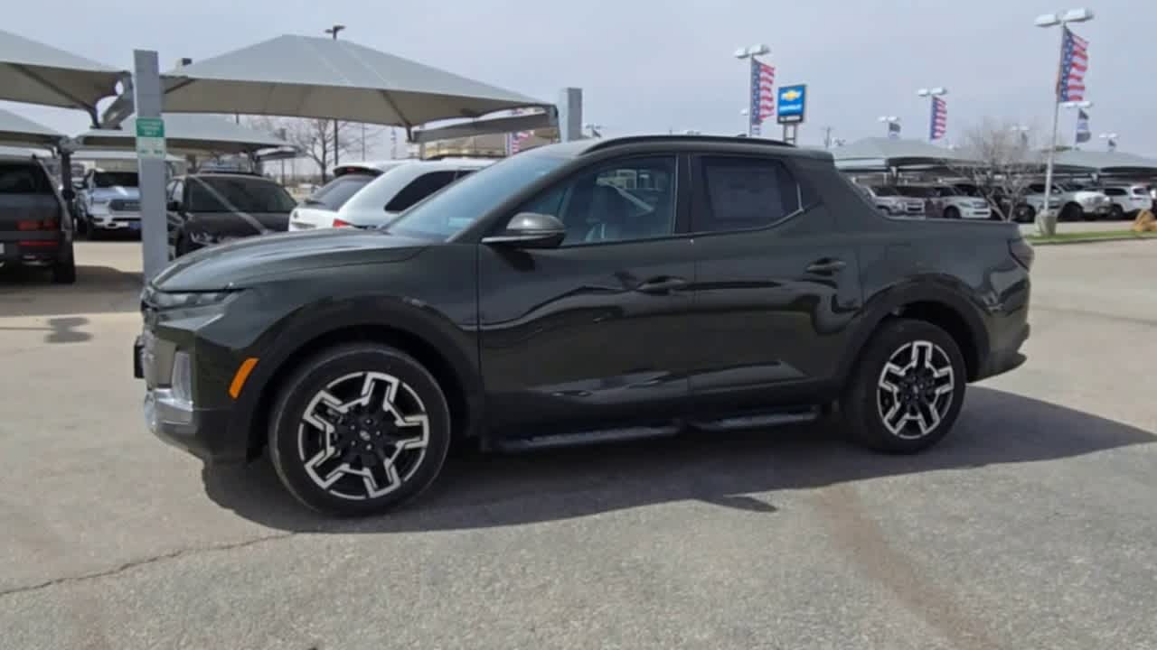 new 2025 Hyundai Santa Cruz car, priced at $43,805