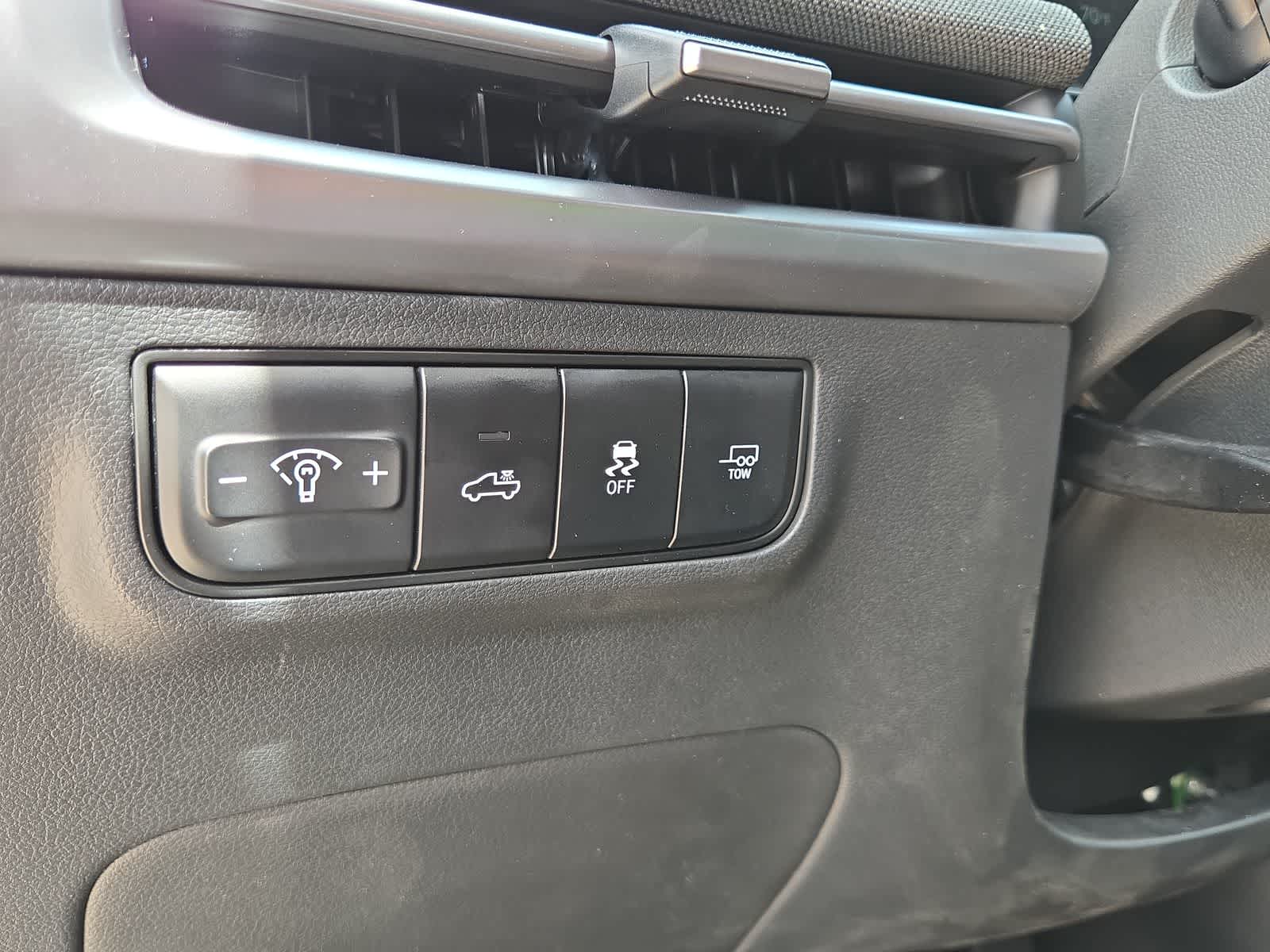 new 2025 Hyundai Santa Cruz car, priced at $43,805