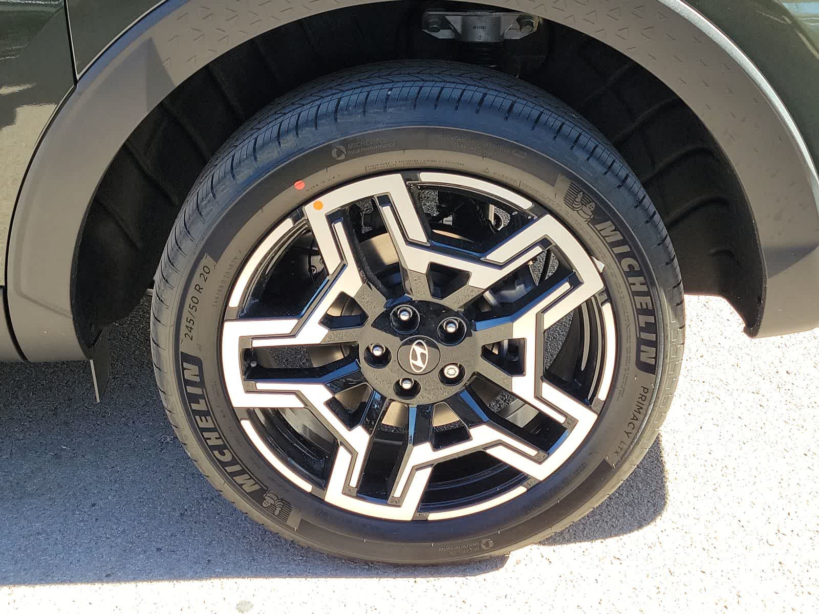 new 2025 Hyundai Santa Cruz car, priced at $42,405