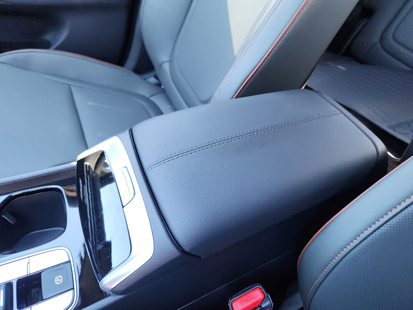 new 2025 Hyundai Santa Cruz car, priced at $44,275