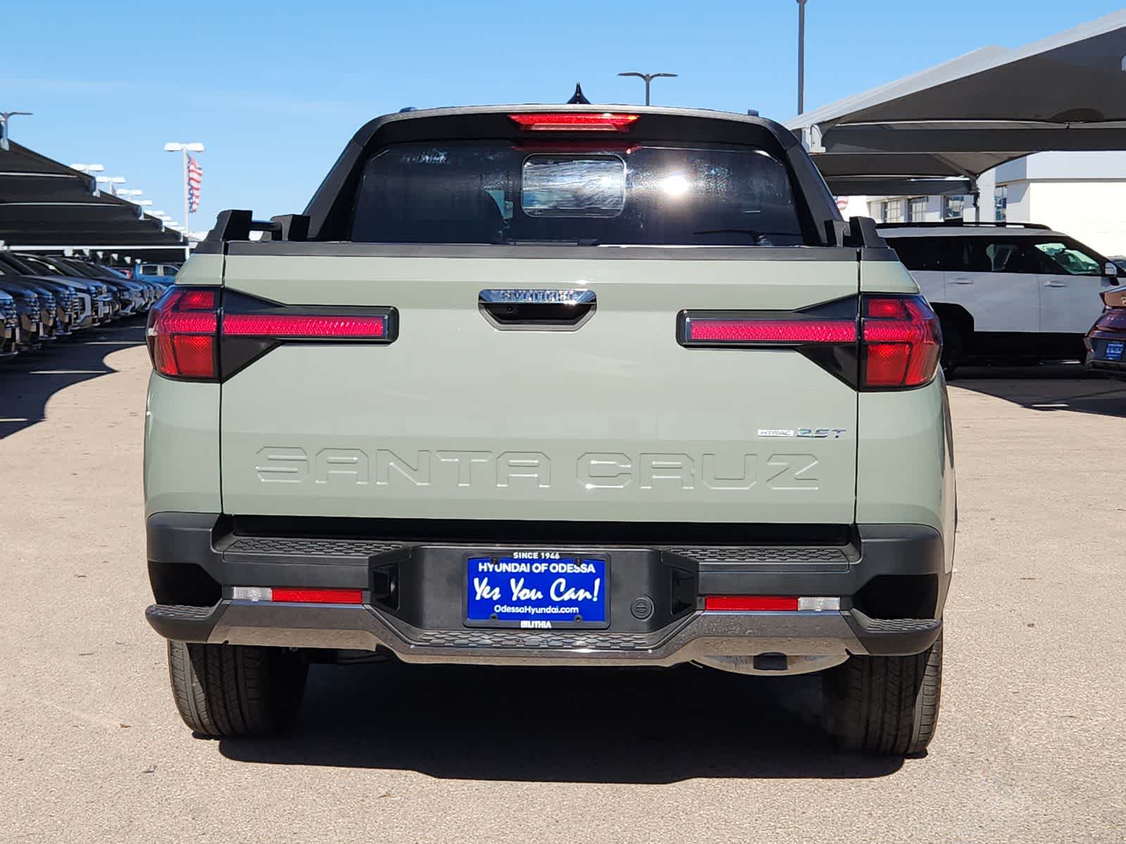 new 2025 Hyundai Santa Cruz car, priced at $44,275