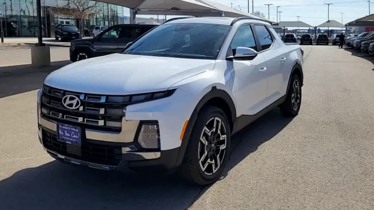 new 2025 Hyundai Santa Cruz car, priced at $42,395