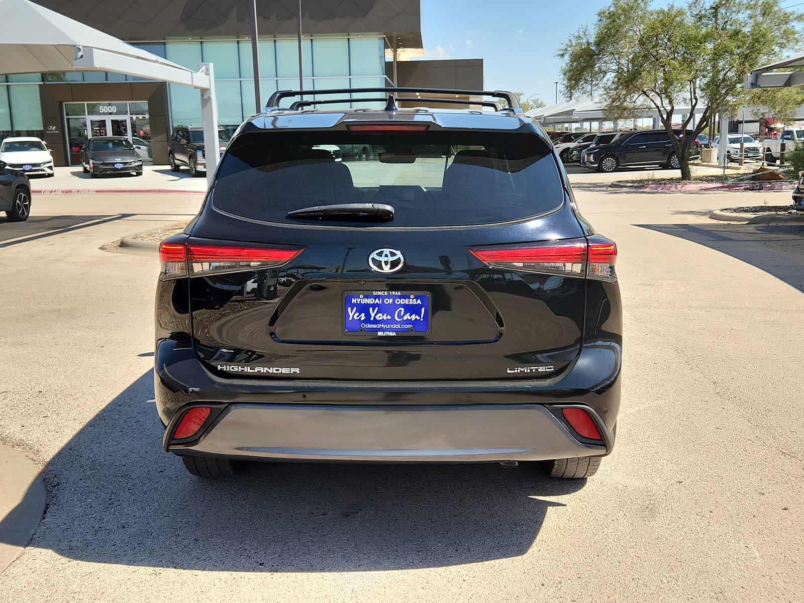 used 2022 Toyota Highlander car, priced at $28,986