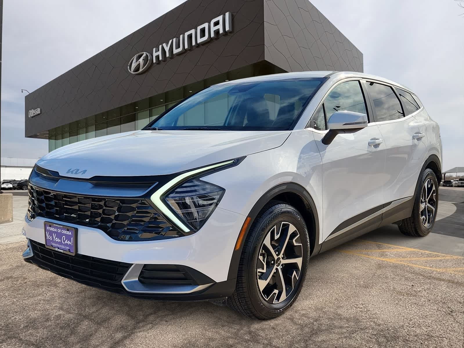 used 2025 Kia Sportage car, priced at $26,987