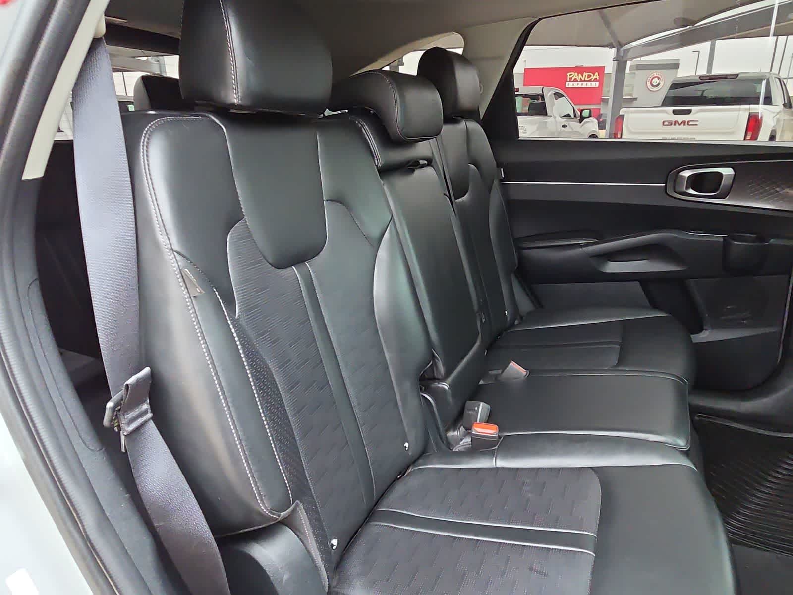 used 2024 Kia Sorento car, priced at $27,724