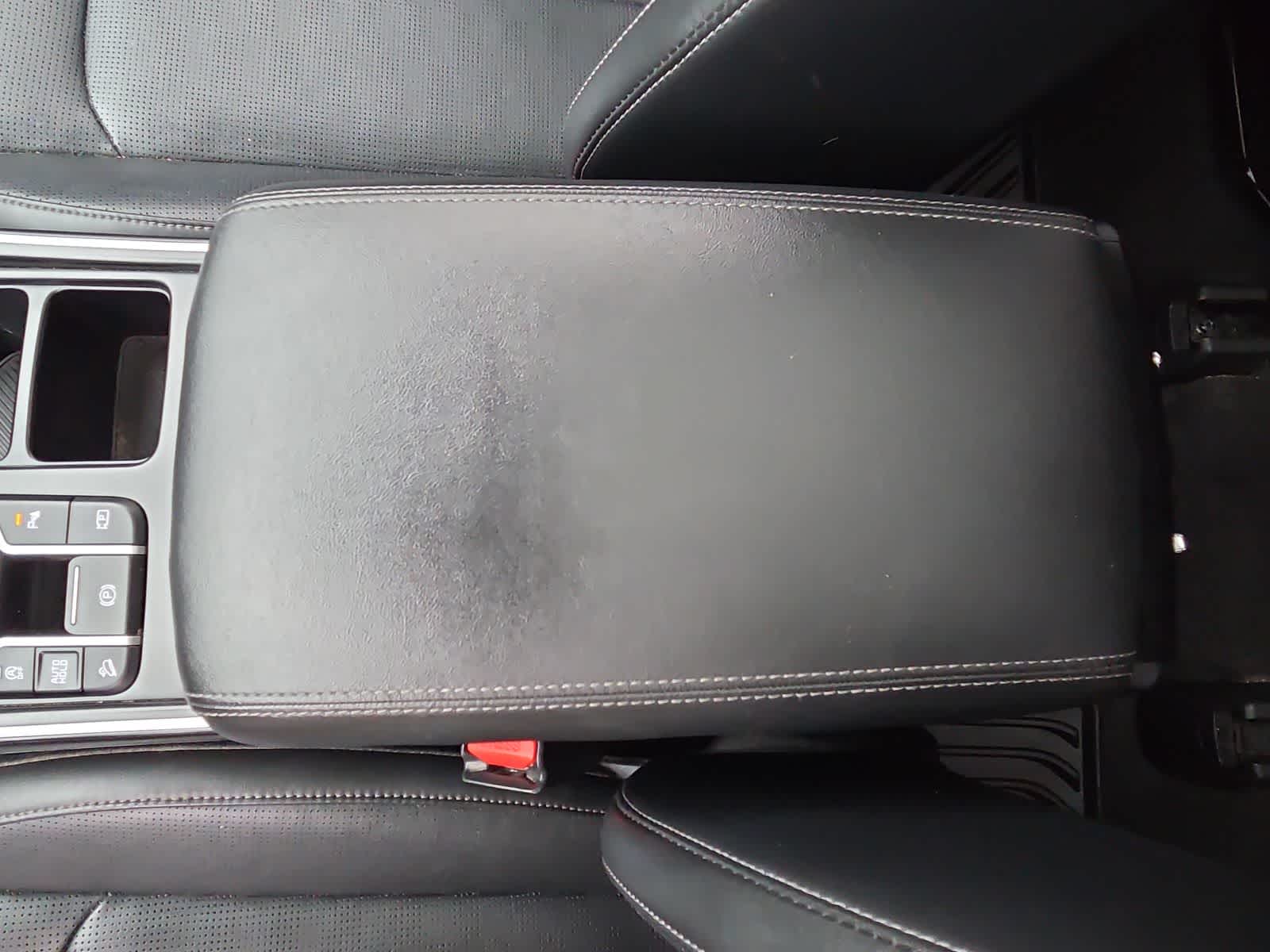 used 2024 Kia Sorento car, priced at $27,724