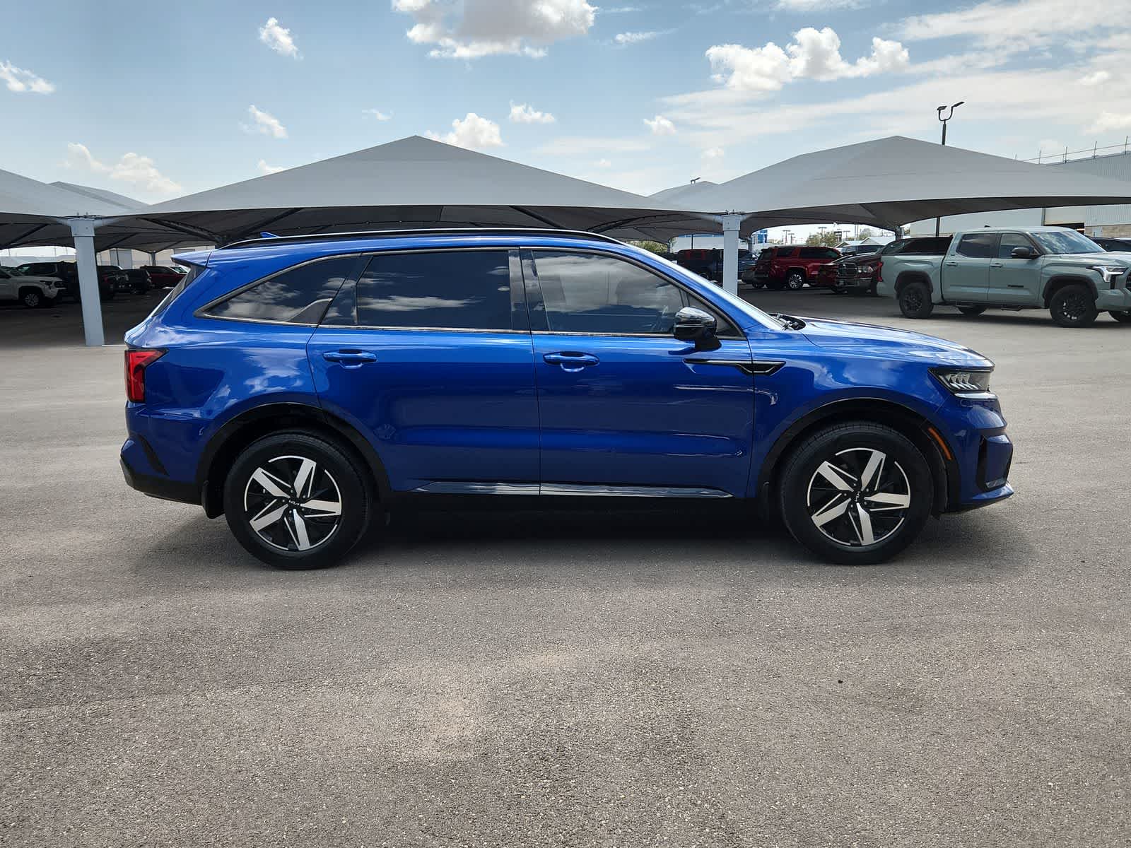 used 2022 Kia Sorento car, priced at $23,486