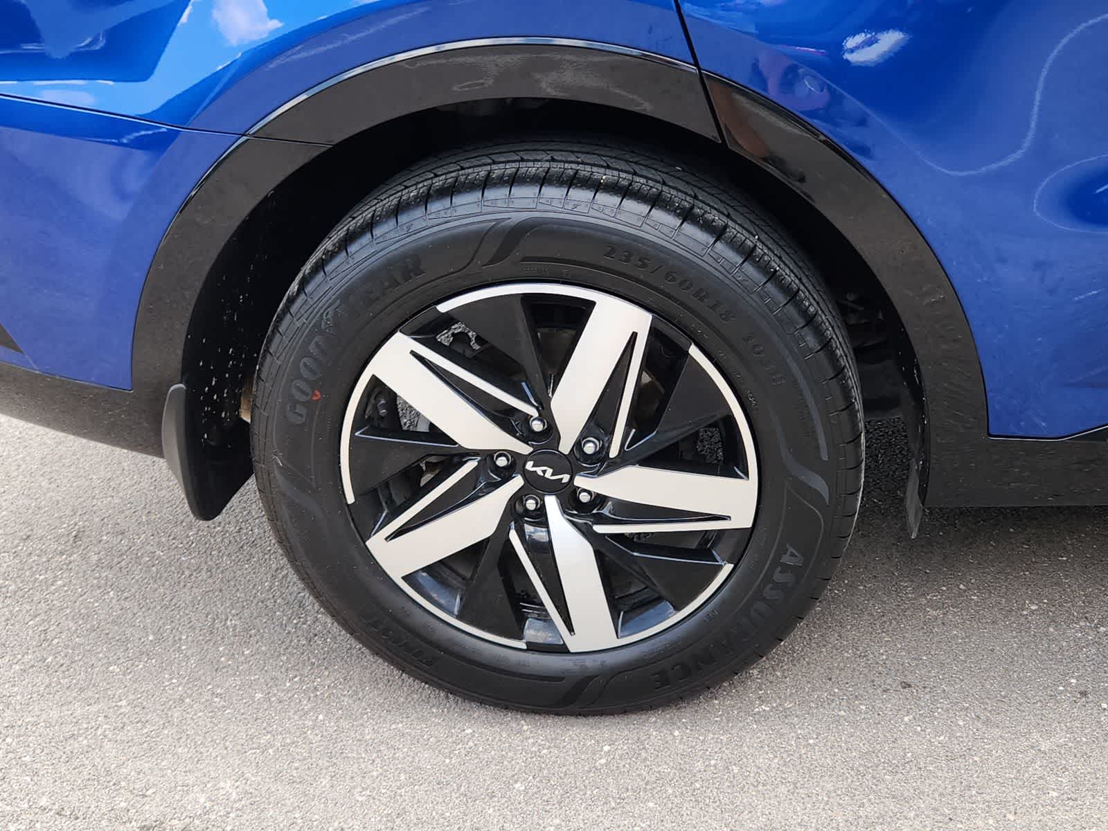 used 2022 Kia Sorento car, priced at $23,486