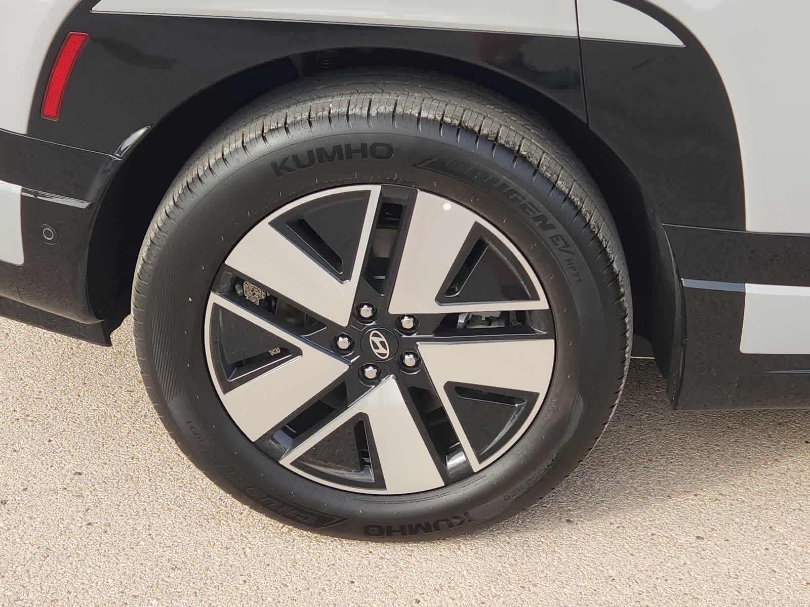 new 2026 Hyundai IONIQ 9 car, priced at $53,870