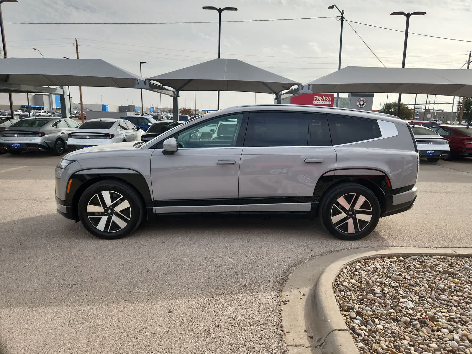 new 2026 Hyundai IONIQ 9 car, priced at $53,870