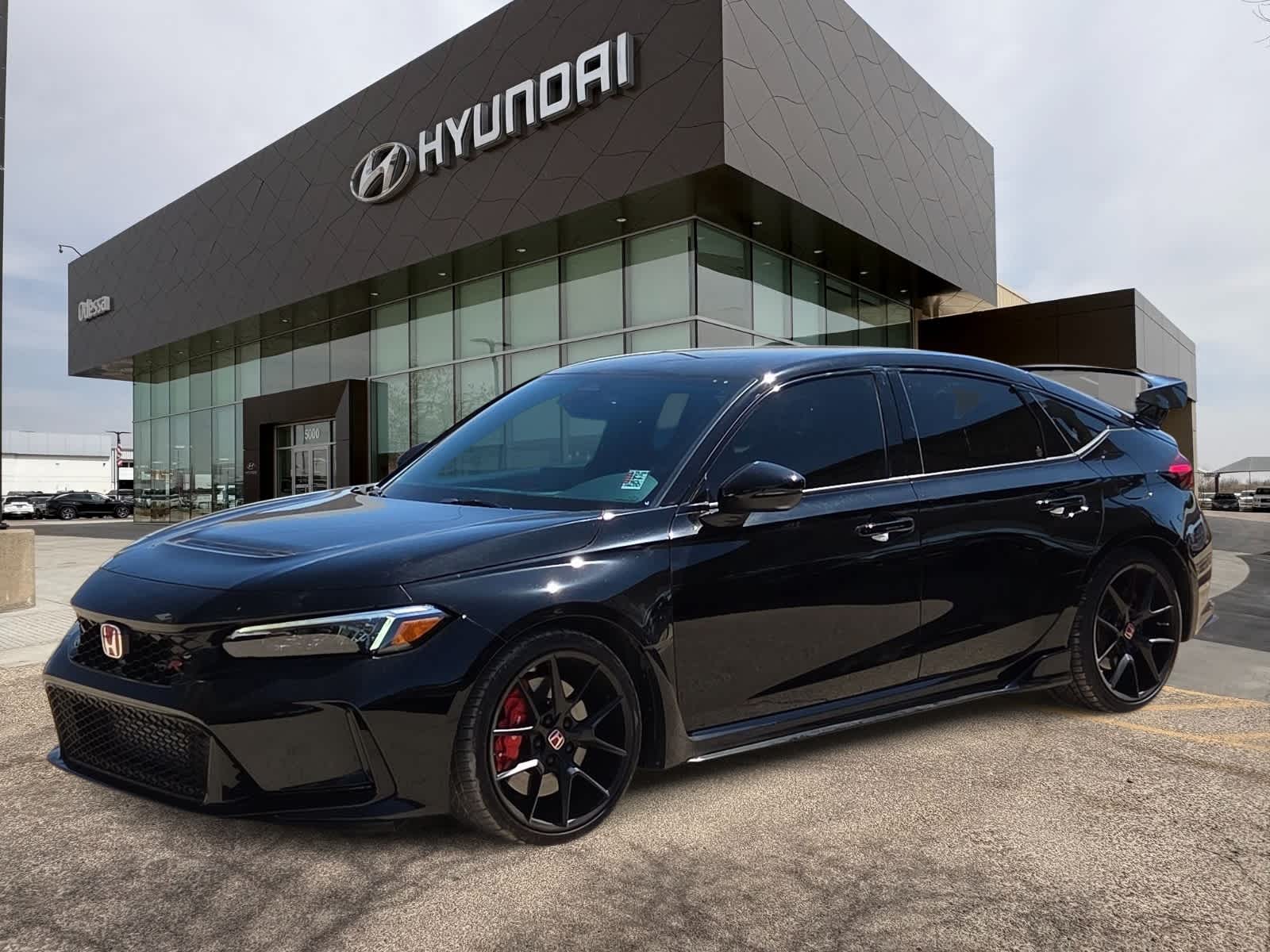 used 2025 Honda Civic car, priced at $49,887