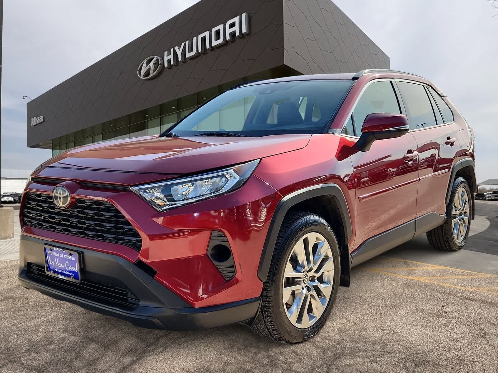 used 2020 Toyota RAV4 car, priced at $23,986
