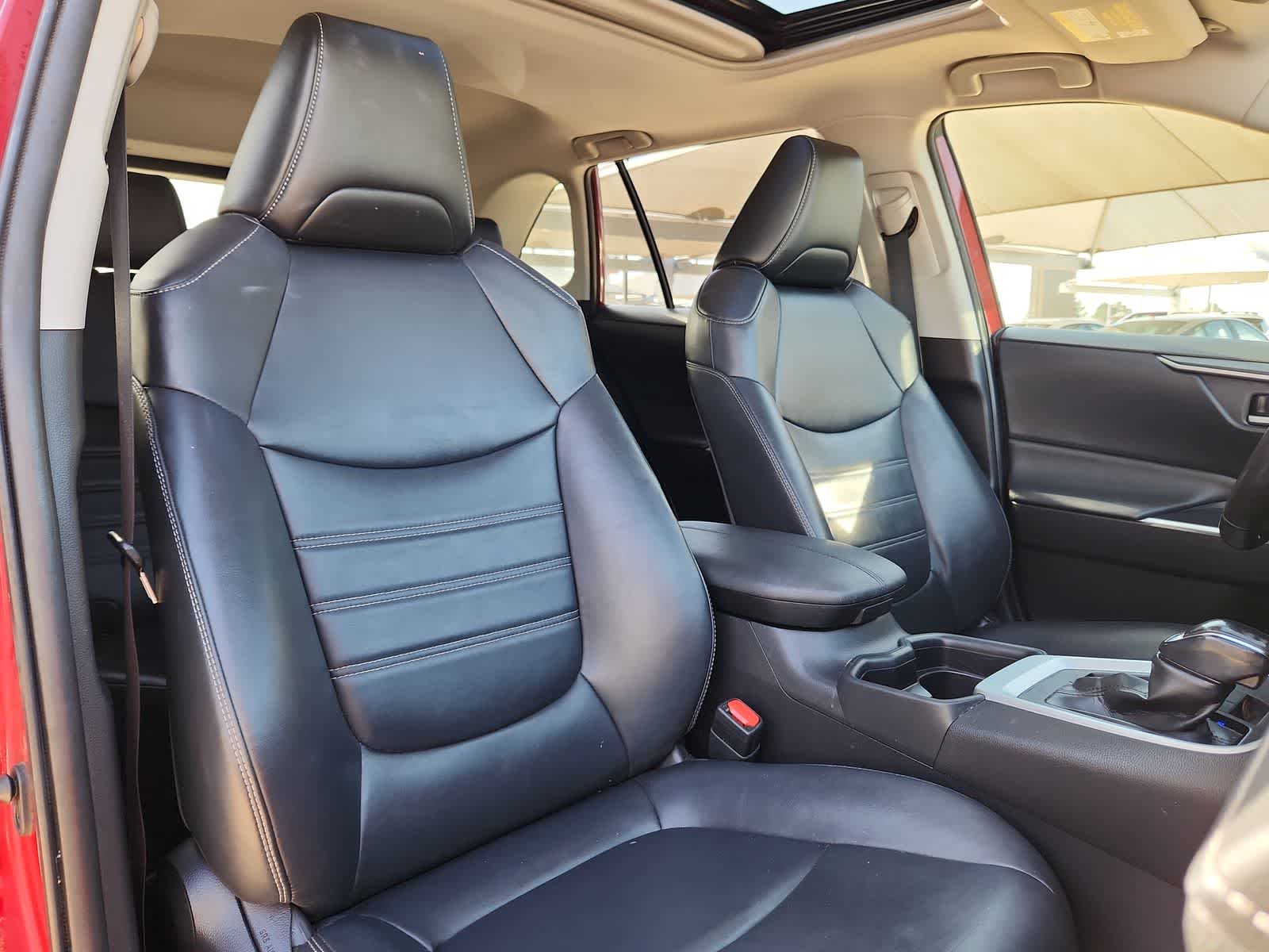 used 2020 Toyota RAV4 car, priced at $23,986