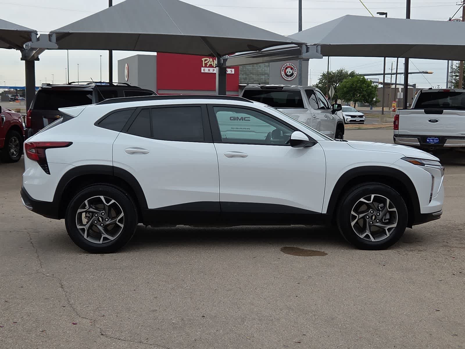 used 2025 Chevrolet Trax car, priced at $23,988