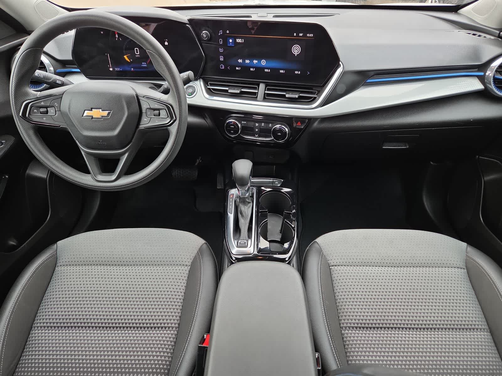 used 2025 Chevrolet Trax car, priced at $23,988