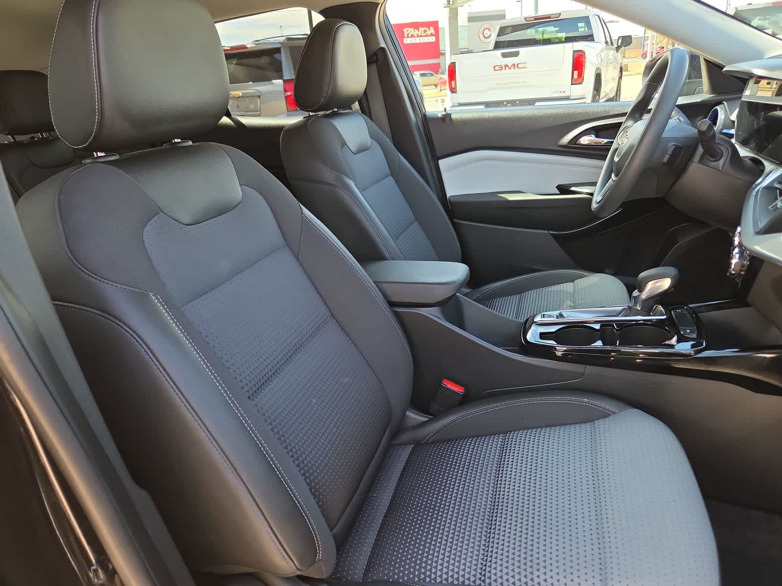 used 2025 Chevrolet Trax car, priced at $23,988