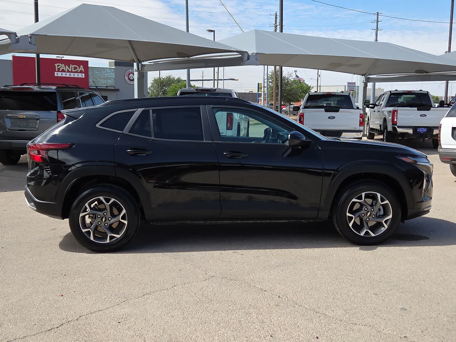 used 2025 Chevrolet Trax car, priced at $23,988
